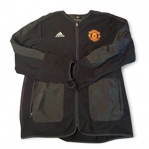 NWOT VERY RARE MANCHESTER UNITED ZIPPER FLEECE